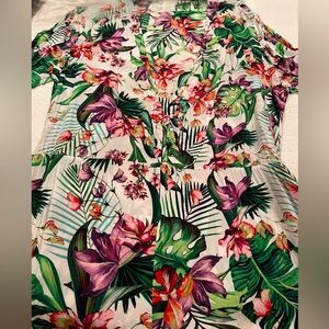 LaBlanca, Calypso romper, size extra large with a V-neck and tie front